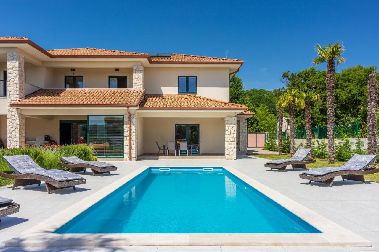 Villa Palma With Heated Private Pool Podhum Extérieur photo